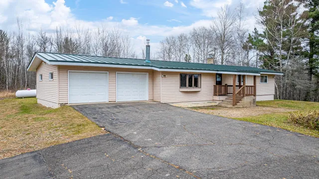 $579,000 | 1365 South White Iron Road, Ely, MN 55731