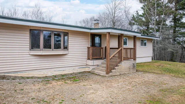 $579,000 | 1365 South White Iron Road, Ely, MN 55731