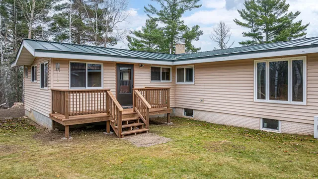 $579,000 | 1365 South White Iron Road, Ely, MN 55731