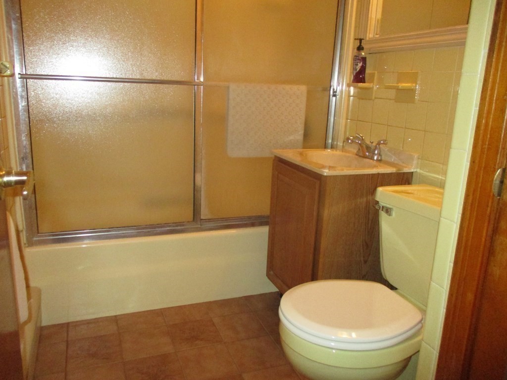 45 Reed Street Chicopee, MA 01013 - Photo 7 of 26 Gallery Image 7