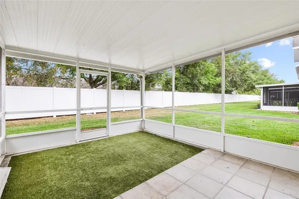 $220,000 | 539 Kensington Lake Circle, Brandon, FL 33511