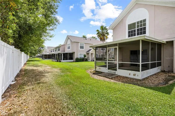 $220,000 | 539 Kensington Lake Circle, Brandon, FL 33511