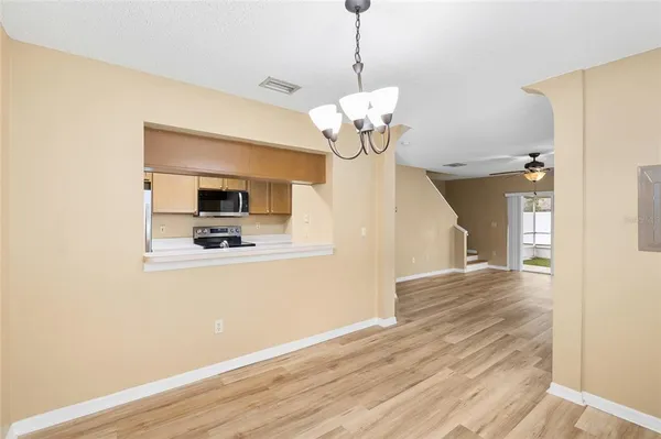 $220,000 | 539 Kensington Lake Circle, Brandon, FL 33511