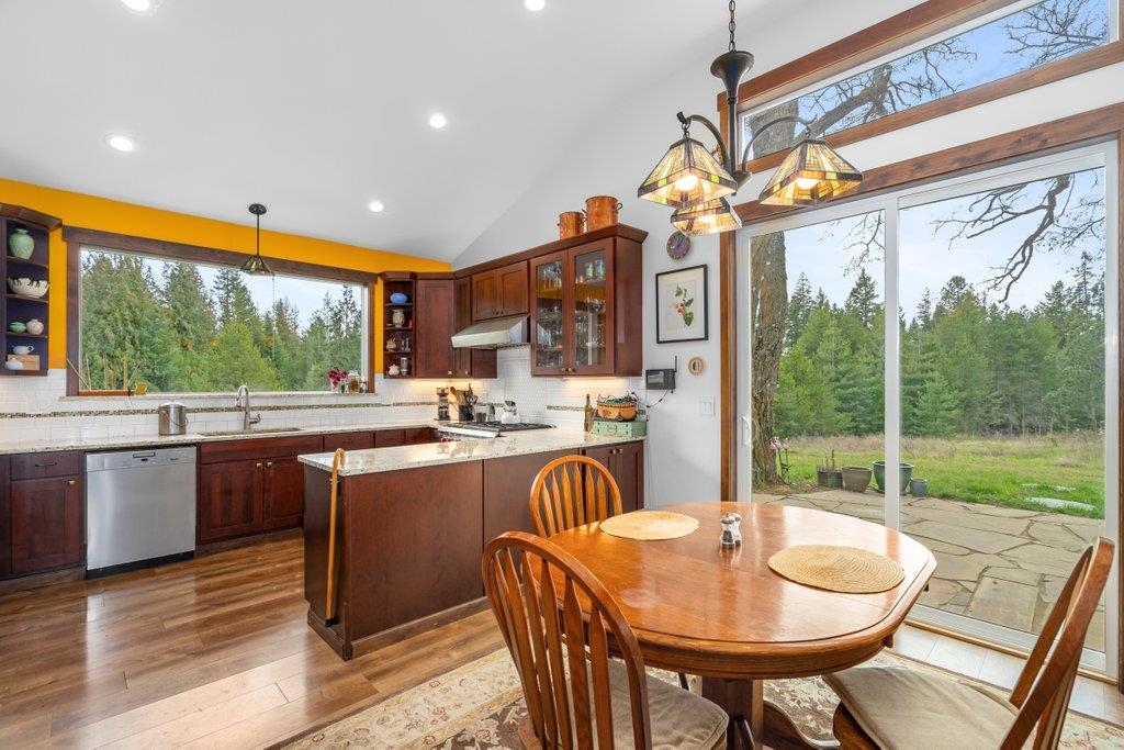 332 Bergen Road Newport, WA 99156 - Photo 13 of 50