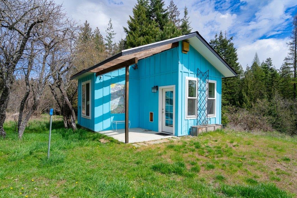 332 Bergen Road Newport, WA 99156 - Photo 38 of 50
