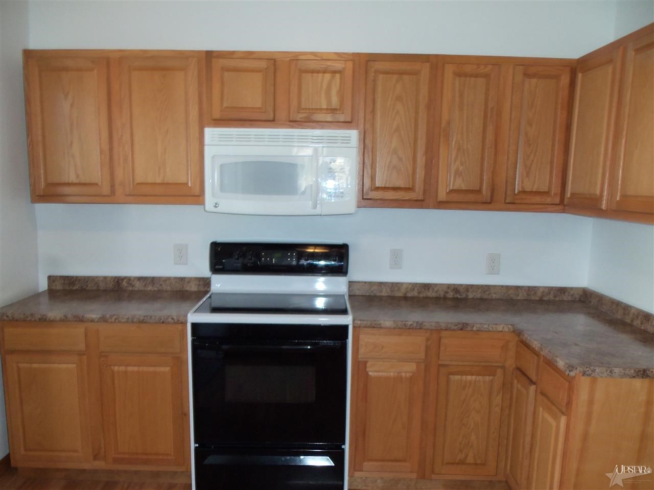 217 North Broadway Street Butler, IN 46721 - Photo 4 of 19
