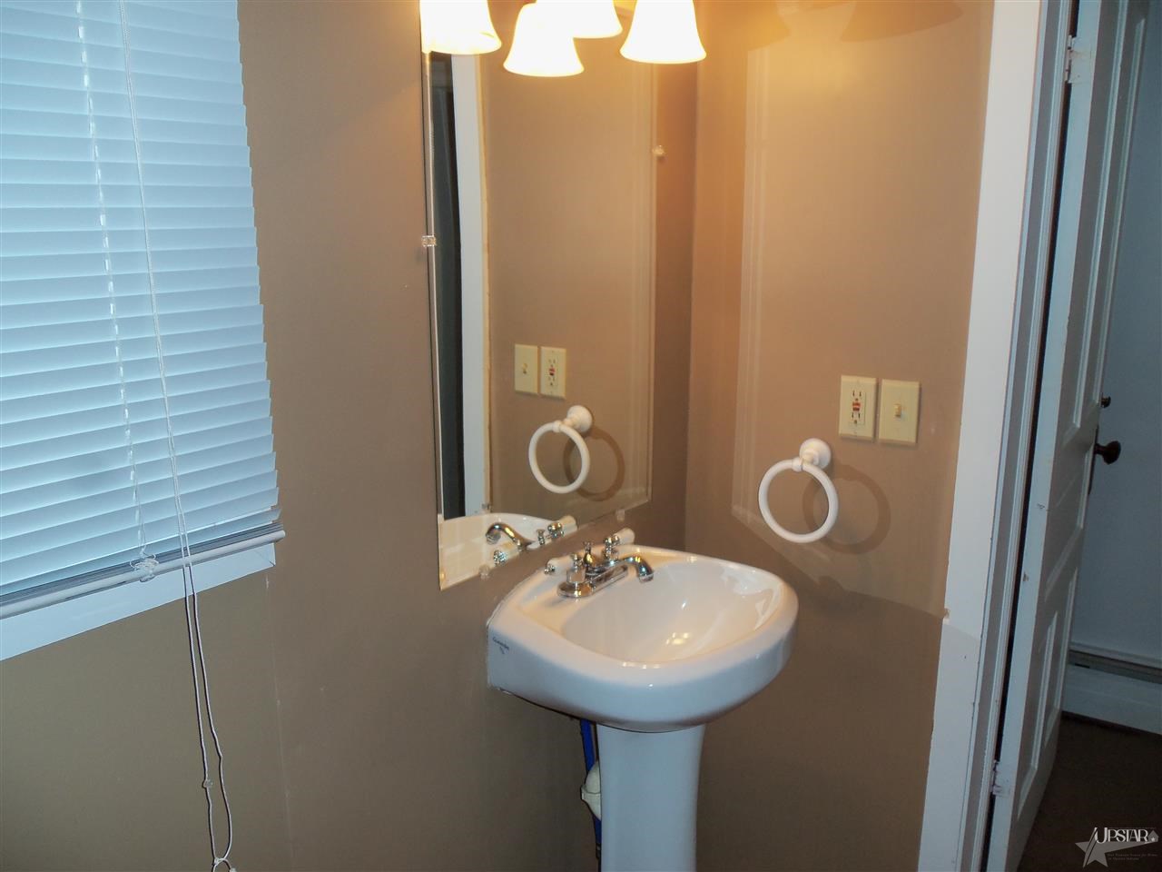 217 North Broadway Street Butler, IN 46721 - Photo 8 of 19