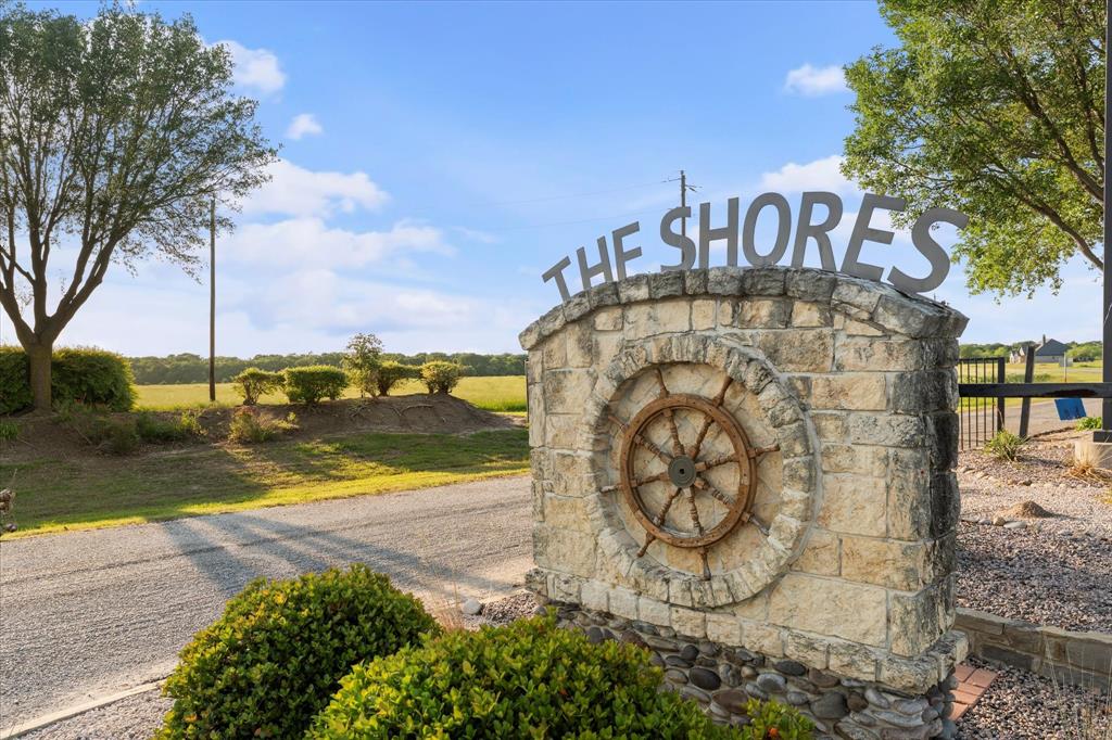 Lot 287 Southeast Pvt Road Corsicana, TX 75109 - Photo 21 of 22 View of community sign
