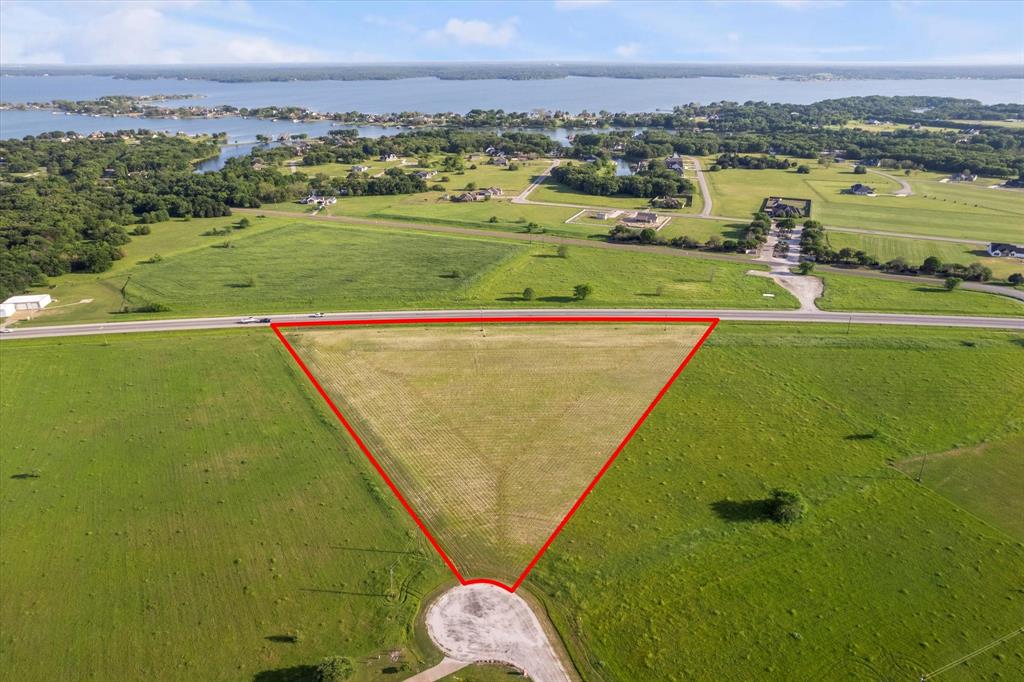 Lot 287 Southeast Pvt Road Corsicana, TX 75109 - Photo 3 of 22 View of property location featuring a large body of water and property parcel outlined