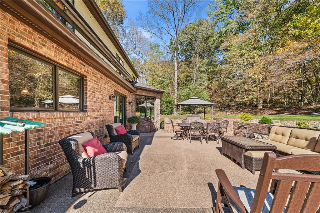 340 Fassinger Road Evans City, PA 16033 - Photo 10 of 36 Gallery Image 10