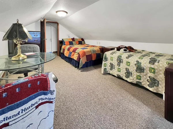 $134,900 | 207 West Street, Wonewoc, WI 53968