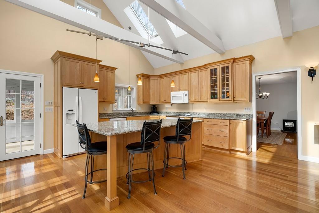 231 Echo Cove Road Hamilton, MA 01982 - Photo 21 of 42 Gallery Image 21