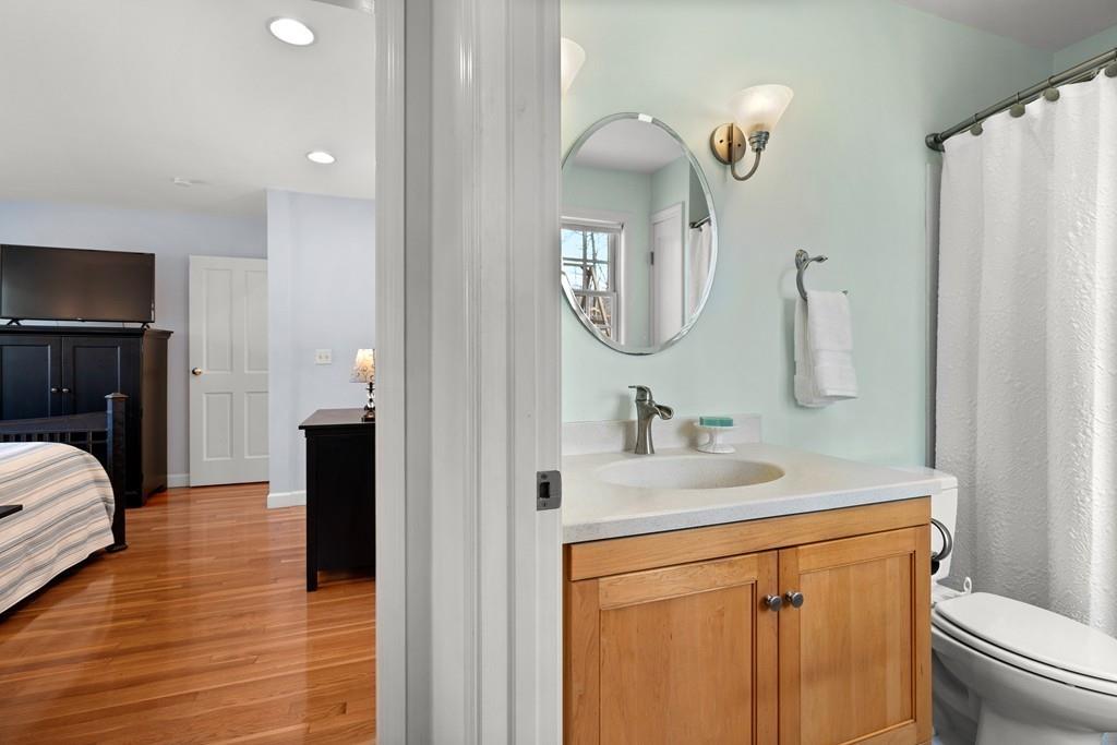 231 Echo Cove Road Hamilton, MA 01982 - Photo 27 of 42 Gallery Image 27