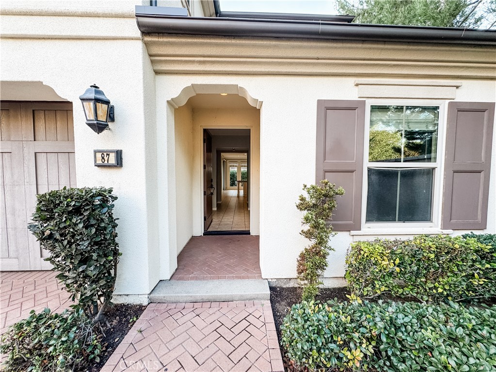 87 Coleridge Irvine, CA 92620 - Photo 2 of 27