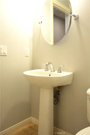 $5,600 | 87 Coleridge, Irvine, CA 92620