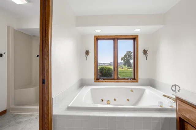 $439,900 | 2421 West Twin Willows Drive, Appleton, WI 54914