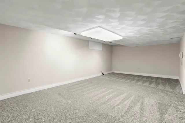 $439,900 | 2421 West Twin Willows Drive, Appleton, WI 54914