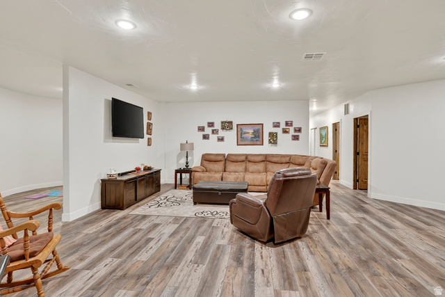 3311 West Allard Summit, UT 84772 - Photo 56 of 97 Living room