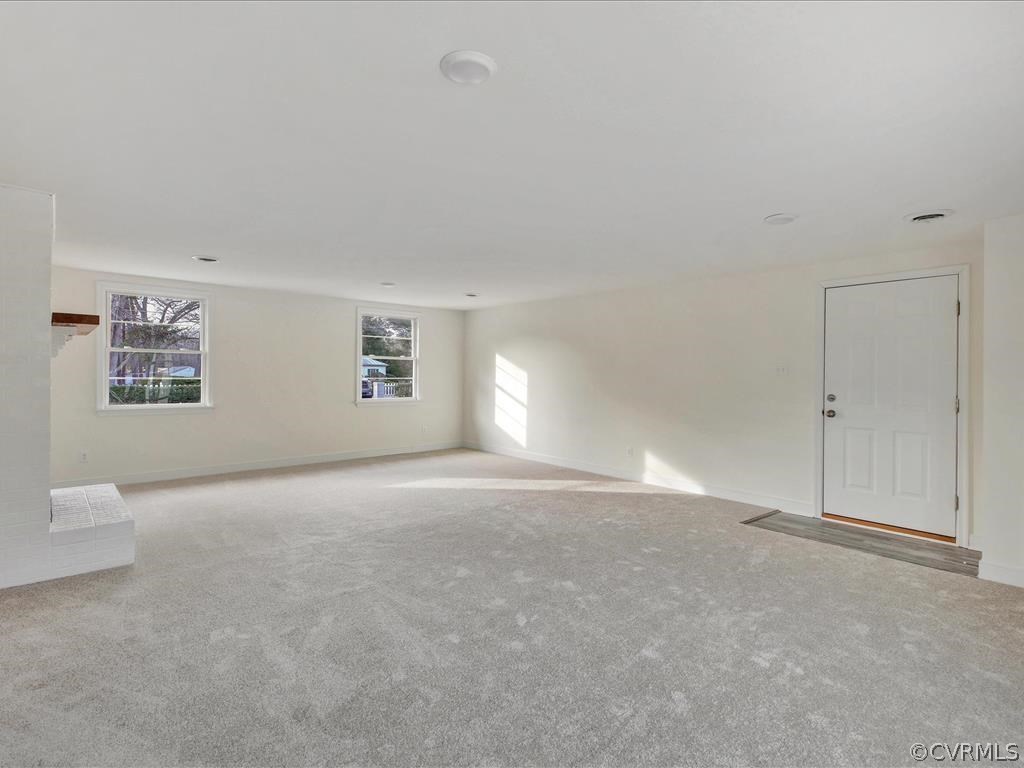 4010 Maidens Road Powhatan, VA 23139 - Photo 7 of 33 Expansive Family Room with floor to ceiling brick