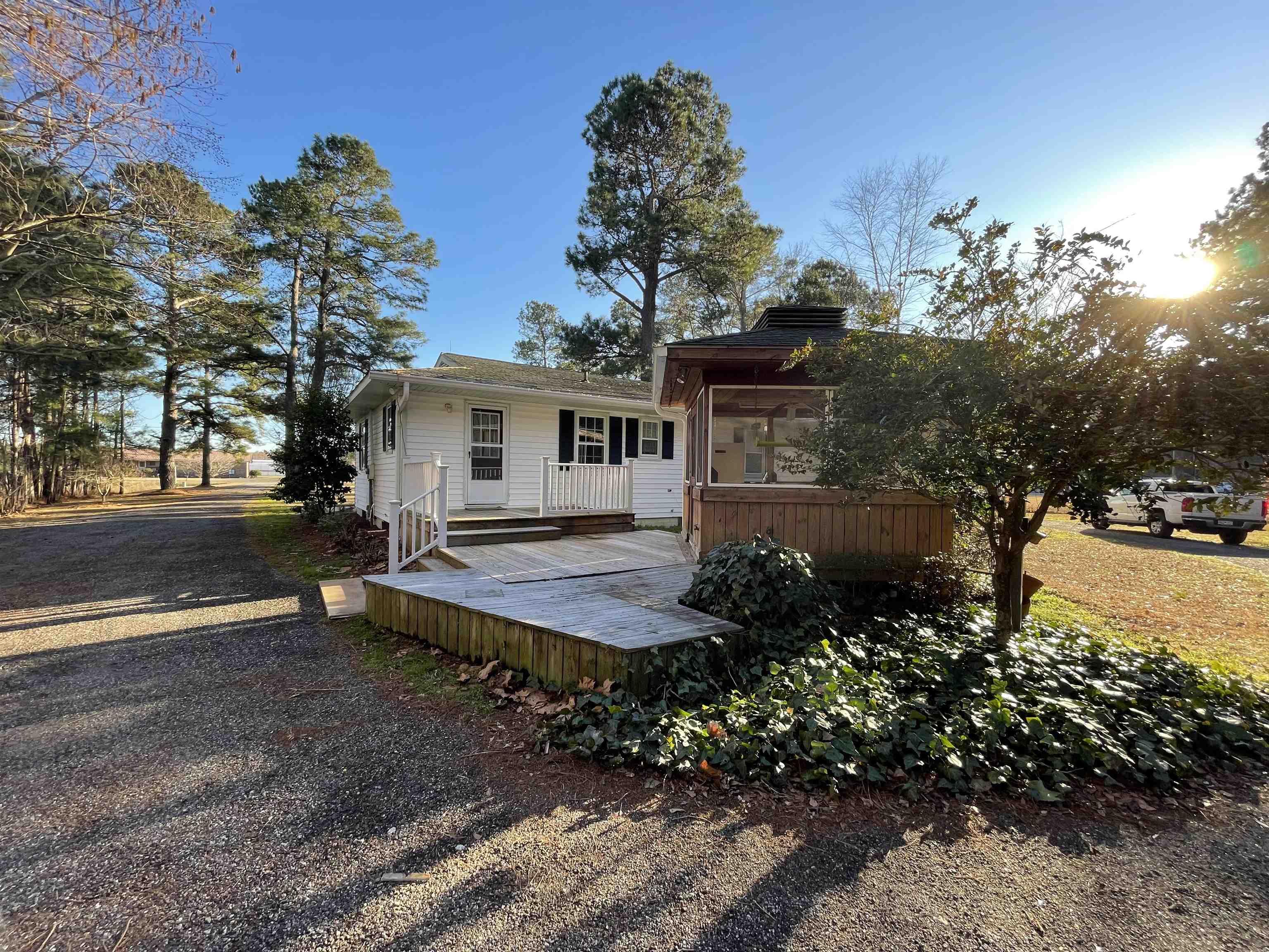 2141 Carolina Road Nichols, SC 29581 - Photo 4 of 20 Gallery Image 4