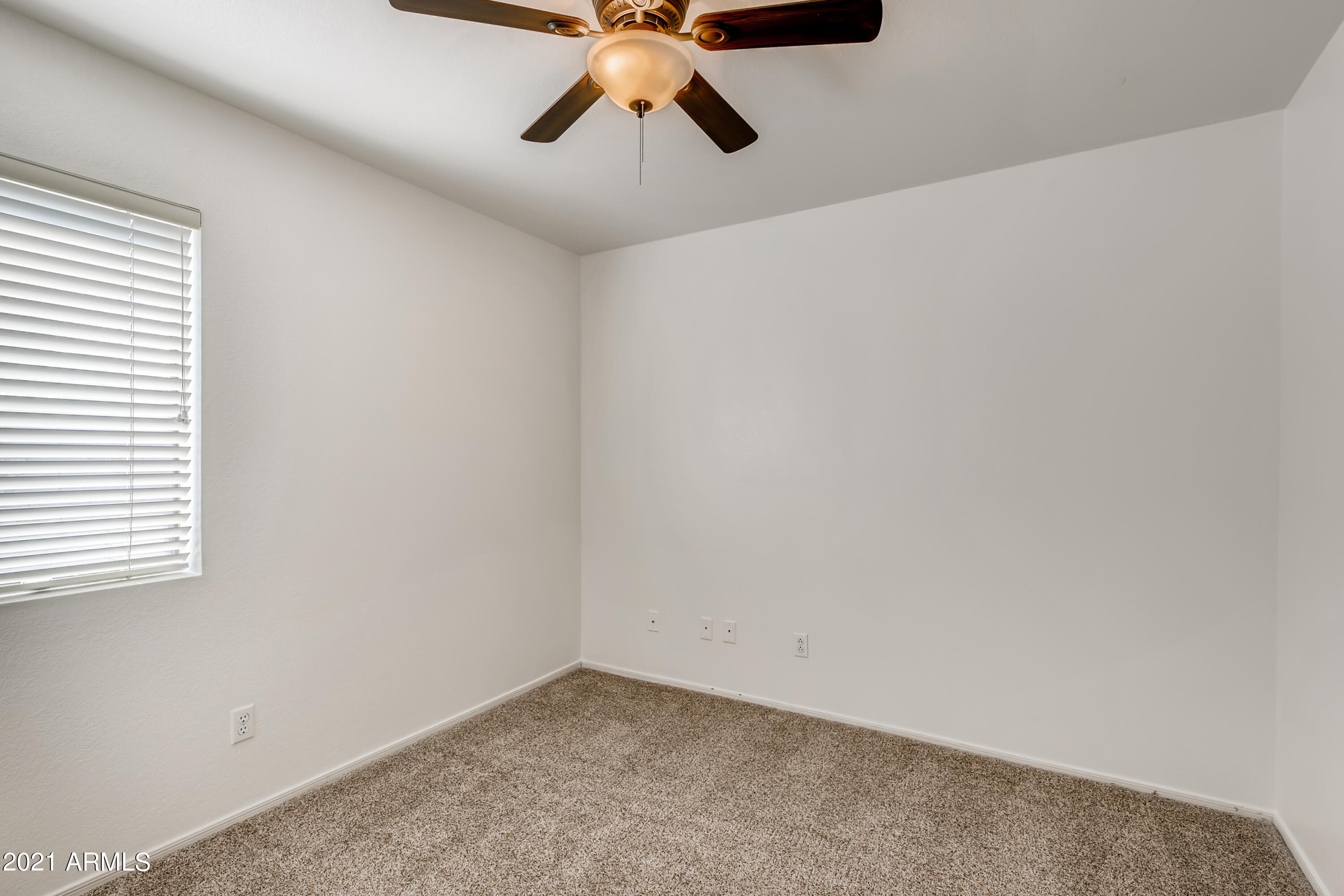 3402 East Escuda Road Phoenix, AZ 85050 - Photo 20 of 33 21 Bedroom