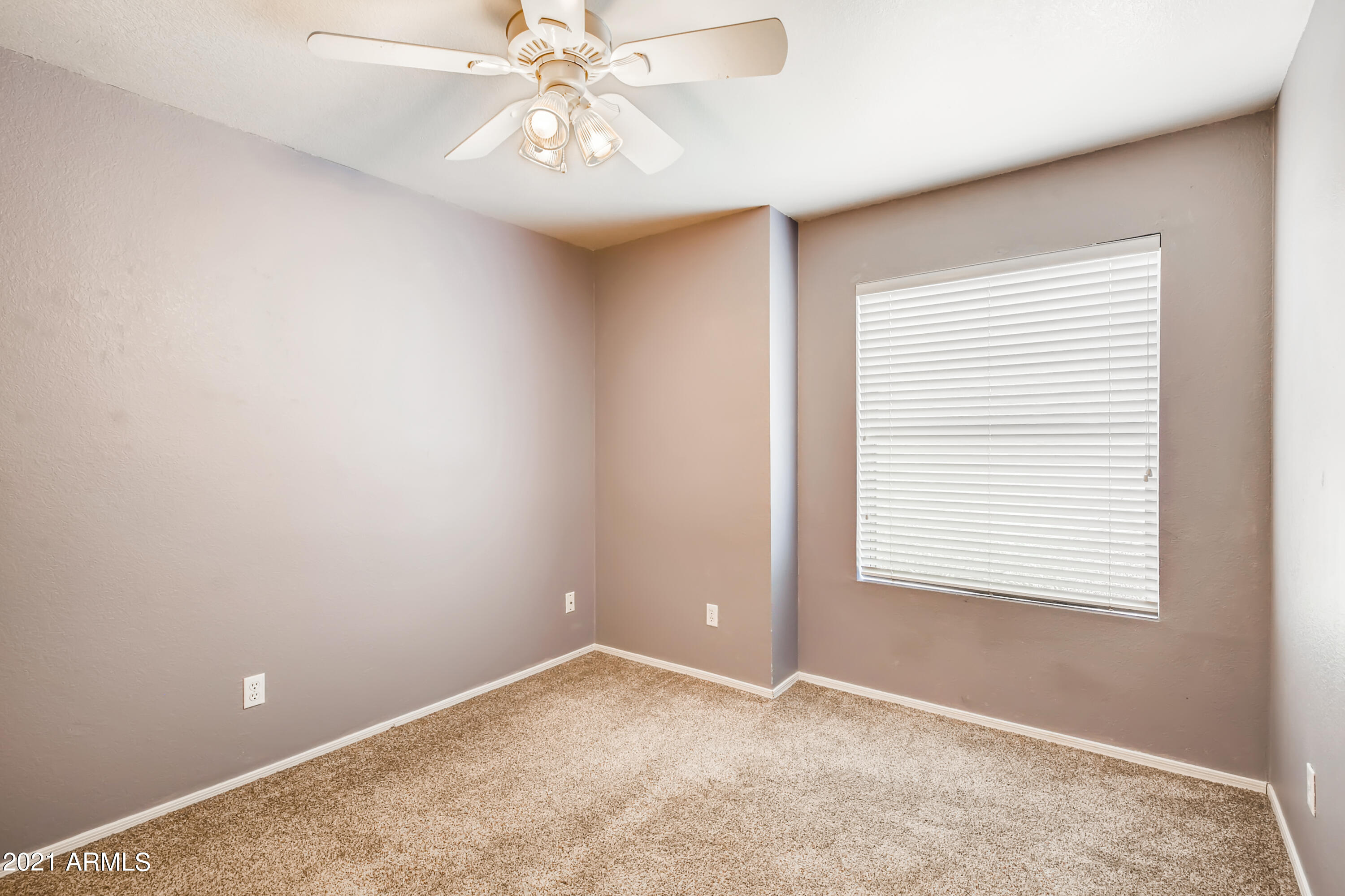 3402 East Escuda Road Phoenix, AZ 85050 - Photo 24 of 33 26 Bedroom