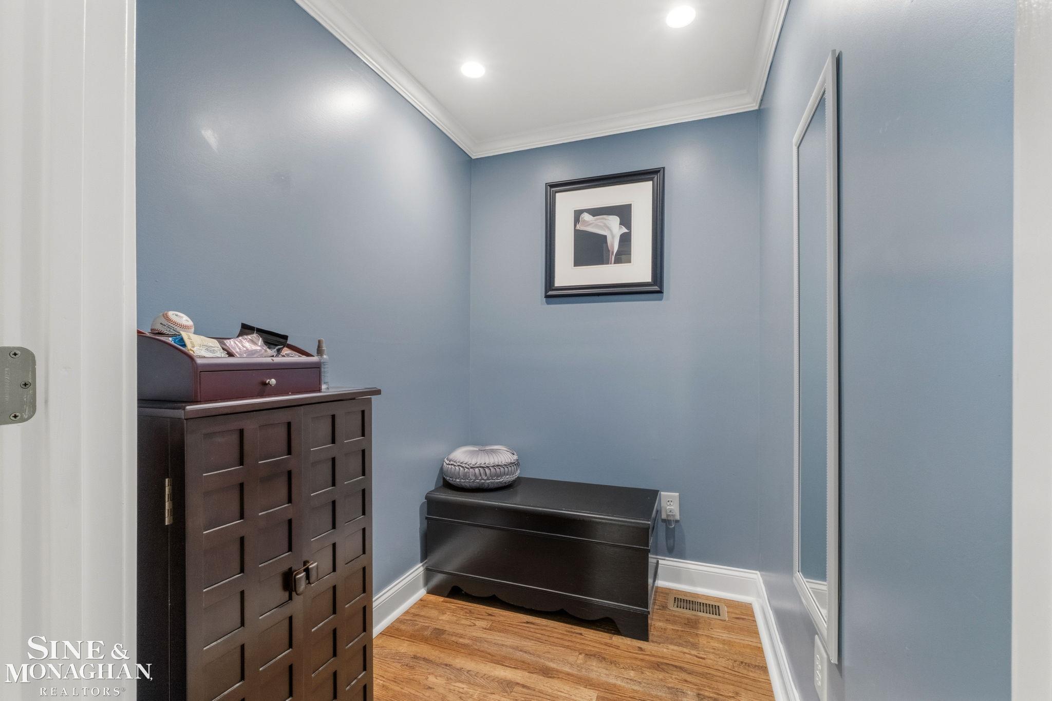 580 Hampton Road Grosse Pointe Woods, MI 48236 - Photo 52 of 77