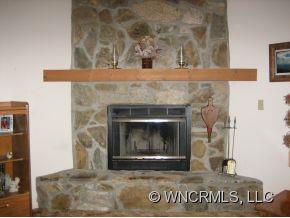 564 Nottingham Road Brevard, NC 28712 - Photo 4 of 9 Gallery Image 4