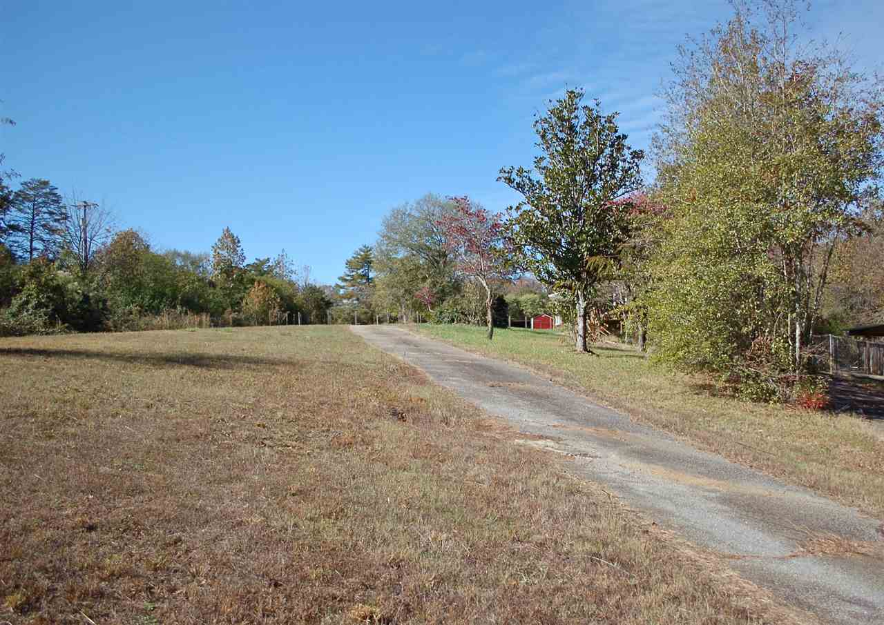 355 Graham Chapel Road Cowpens, SC 29330 - Photo 6 of 36