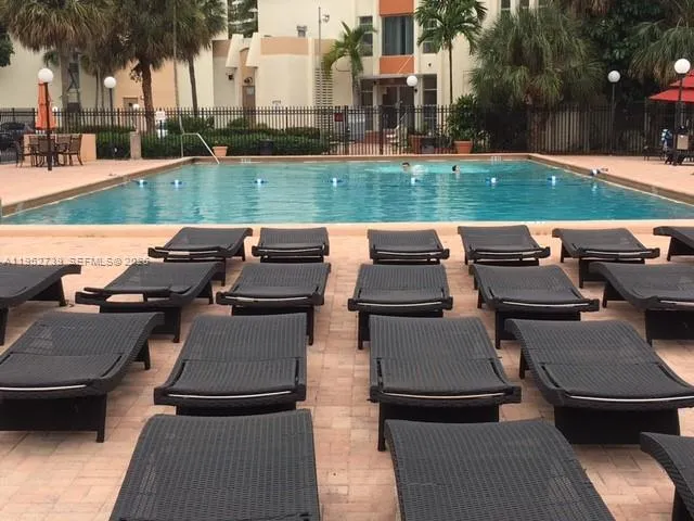 $1,850 | 701 Three Islands Boulevard, Unit 507, Hallandale Beach, FL 33009