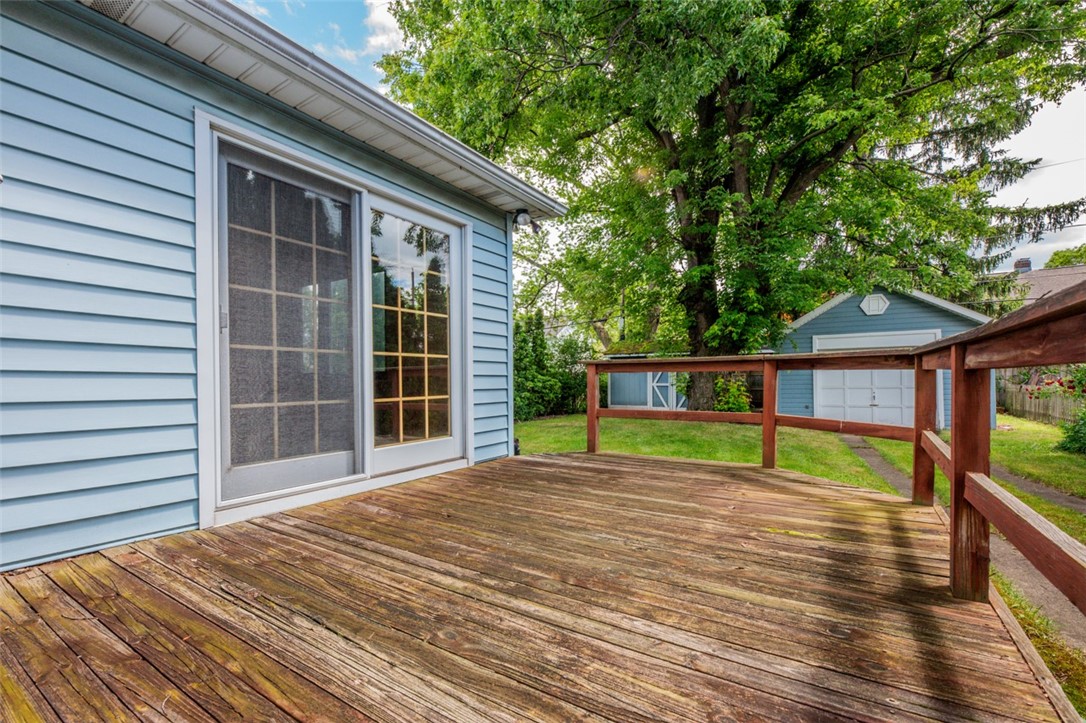 239 Navarre Road Rochester, NY 14621 - Photo 6 of 32