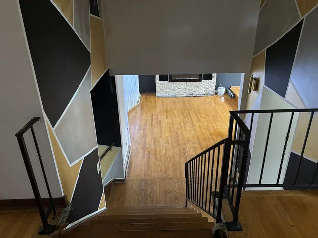 $295,000 | 838 East 163rd Place, South Holland, IL 60473