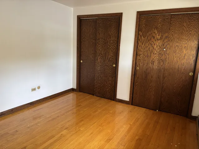 $295,000 | 838 East 163rd Place, South Holland, IL 60473