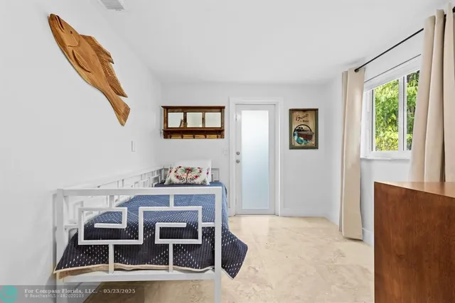 $4,995 | 735 Tyler Street, Hollywood, FL 33019