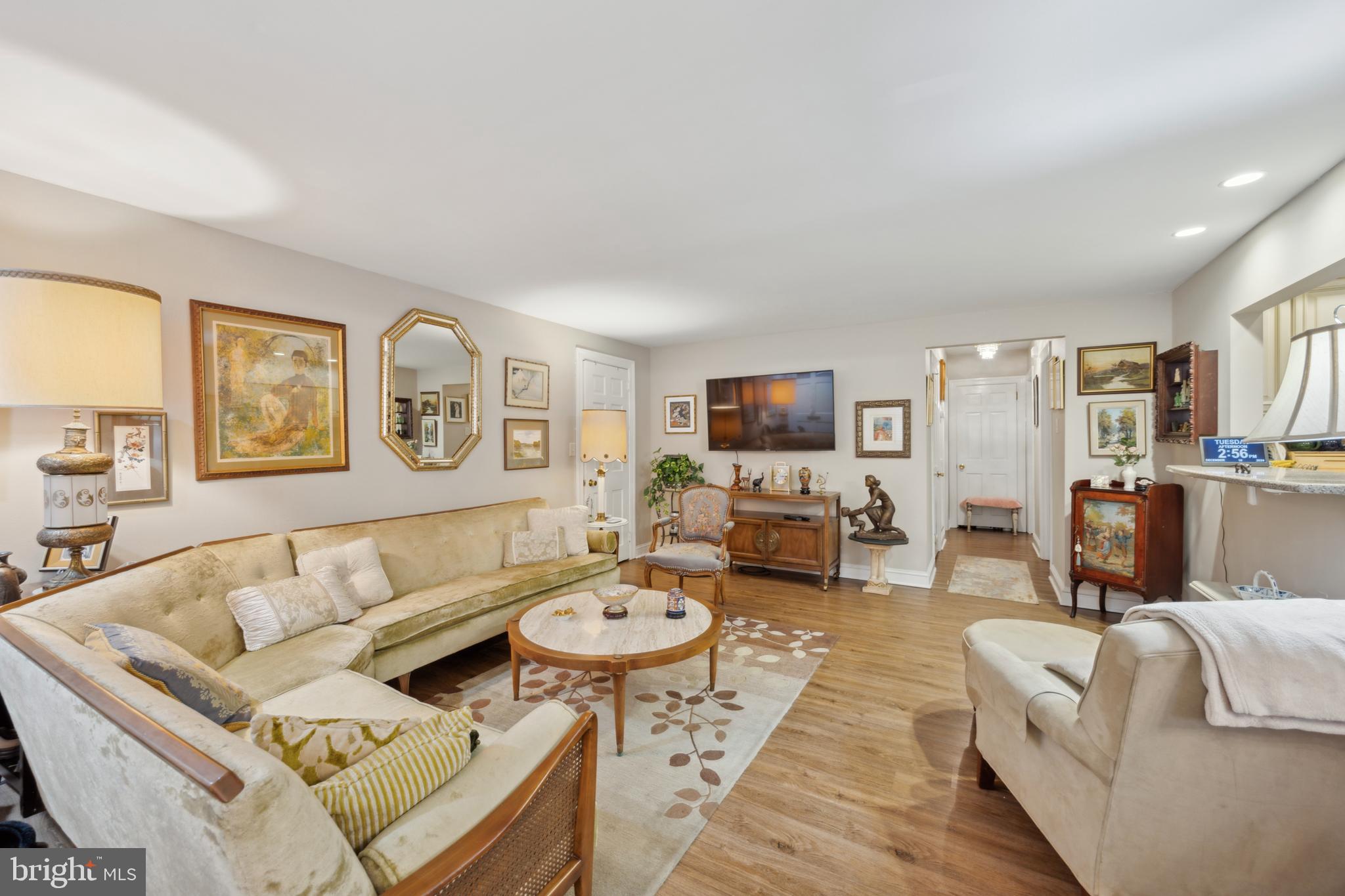 109 Yardley Commons Yardley, PA 19067 - Photo 2 of 14