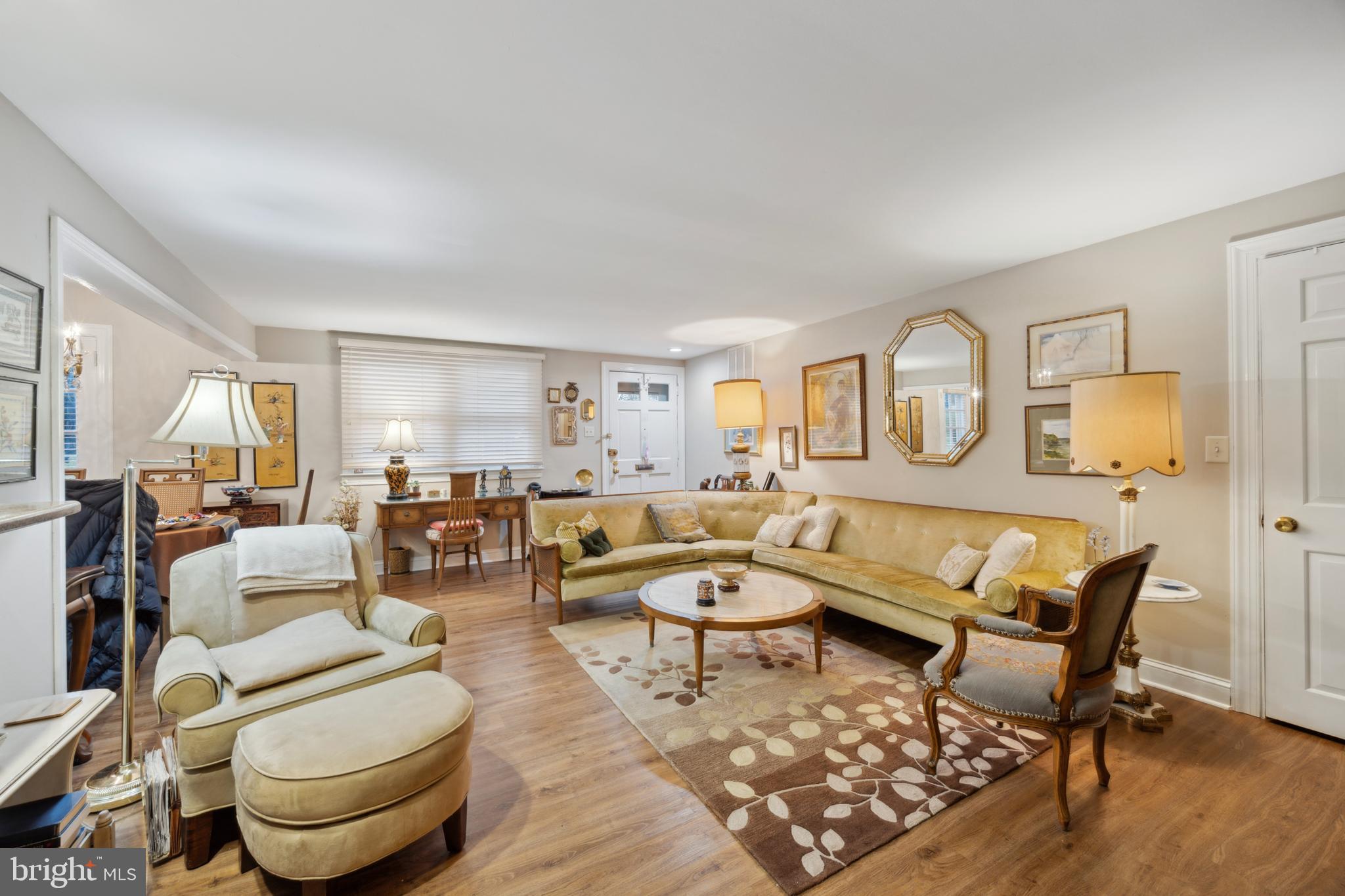 109 Yardley Commons Yardley, PA 19067 - Photo 3 of 14