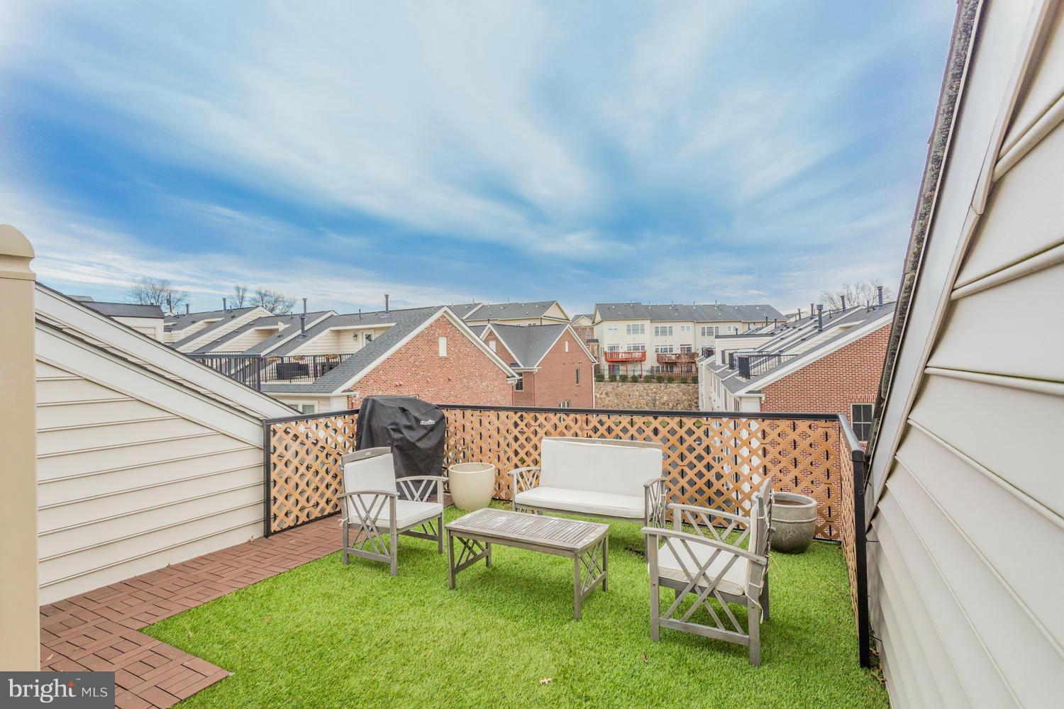 3323 Kemper Road Arlington, VA 22206 - Photo 27 of 30 Rooftop Deck