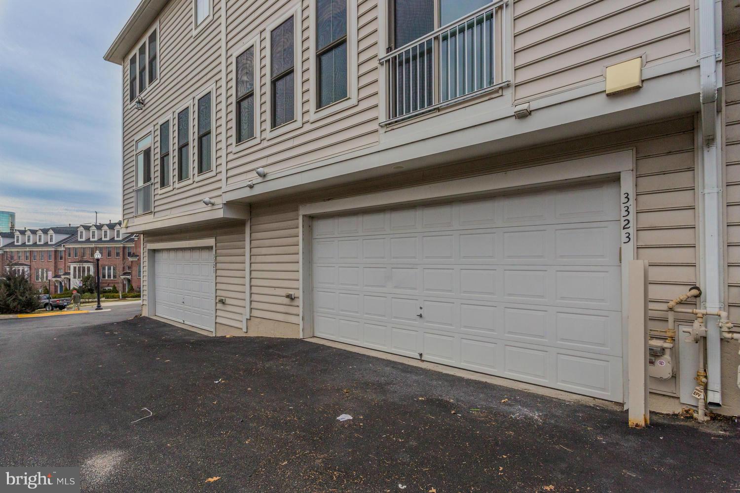 3323 Kemper Road Arlington, VA 22206 - Photo 29 of 30 Garage
