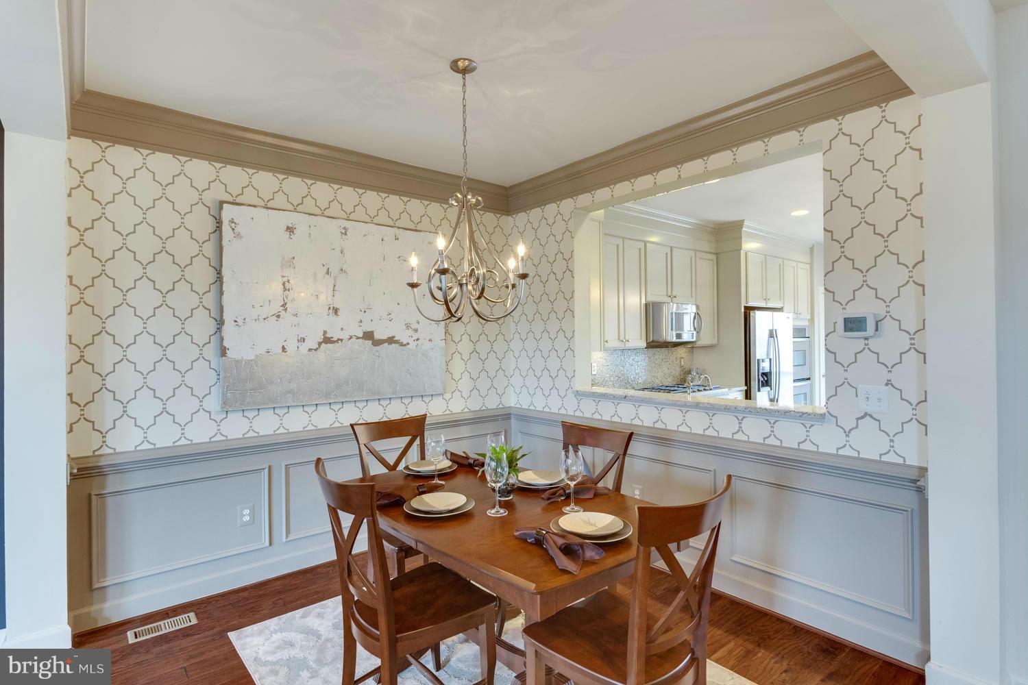 3323 Kemper Road Arlington, VA 22206 - Photo 6 of 30 Dining Room