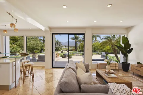 $5,600,000 | 29417 Bluewater Road, Malibu, CA 90265