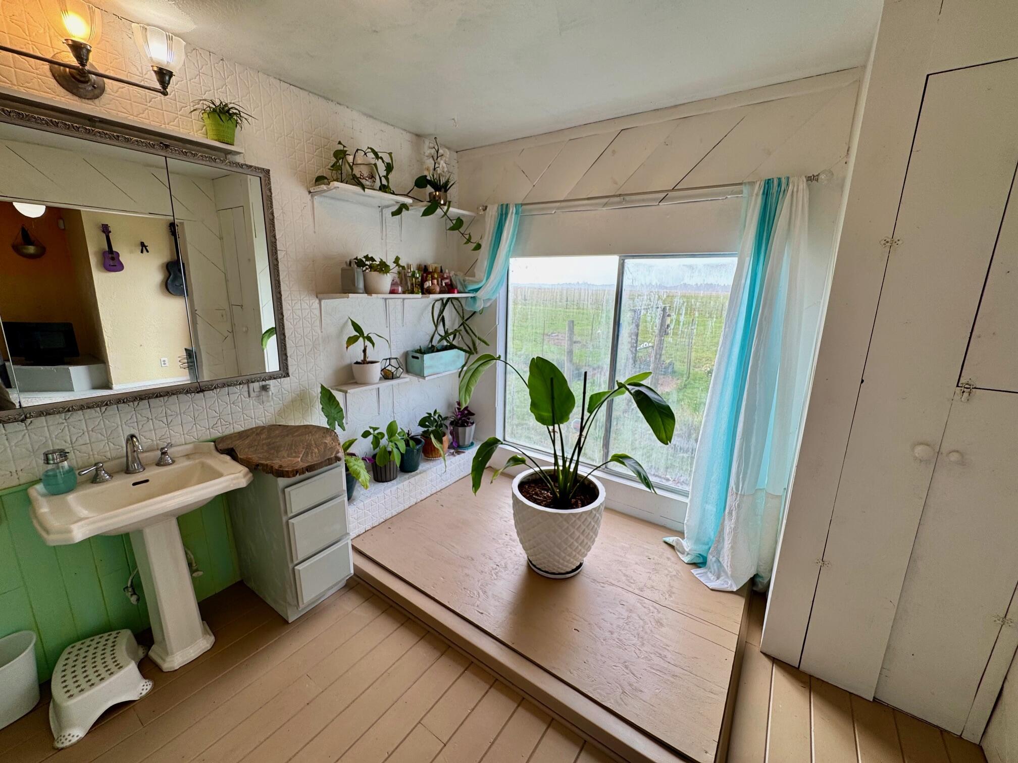 2474 Seidel Road Arcata, CA 95521 - Photo 41 of 59 IMG_3459