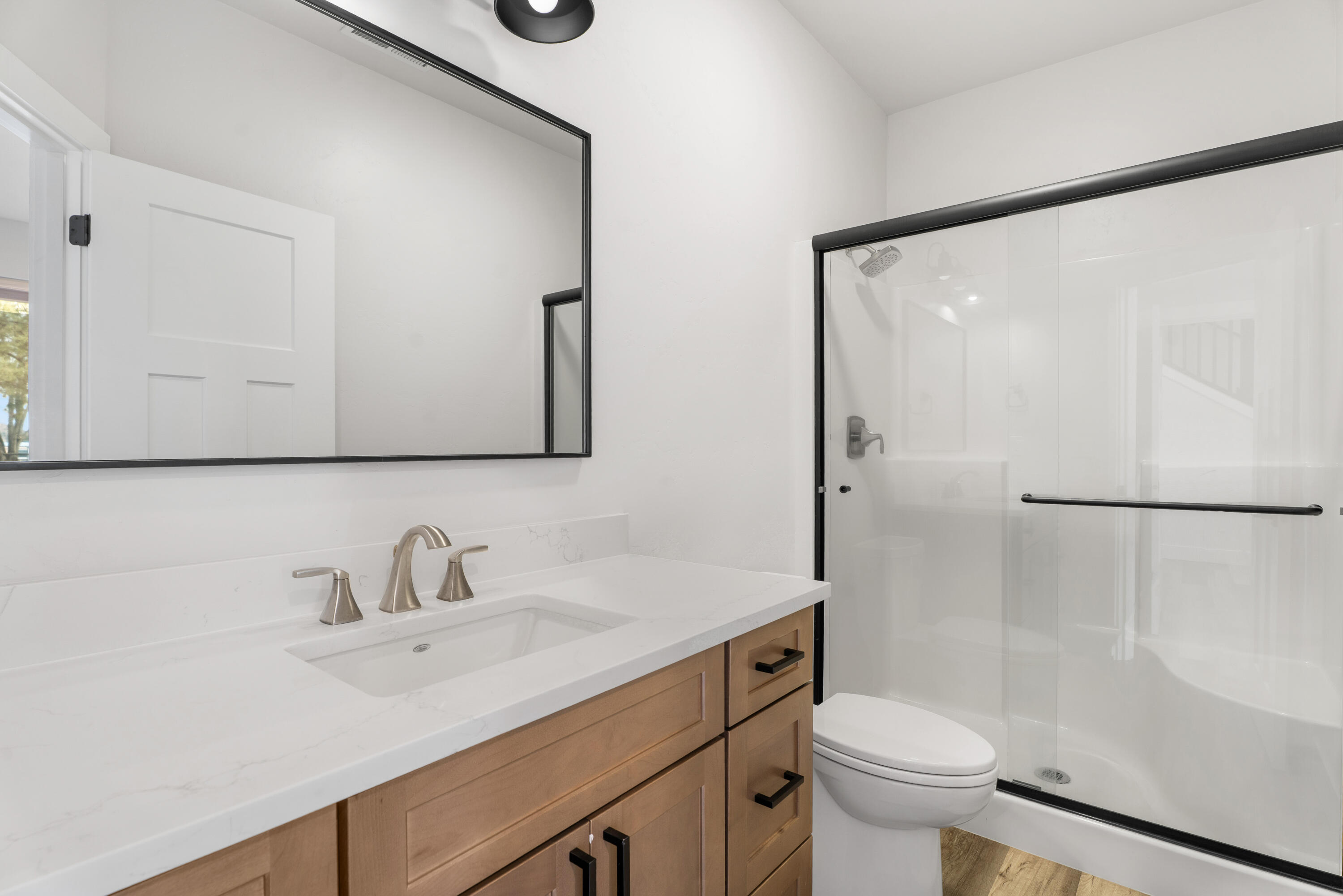 61379 Brosterhous Road Bend, OR 97702 - Photo 18 of 29 20-Bathroom