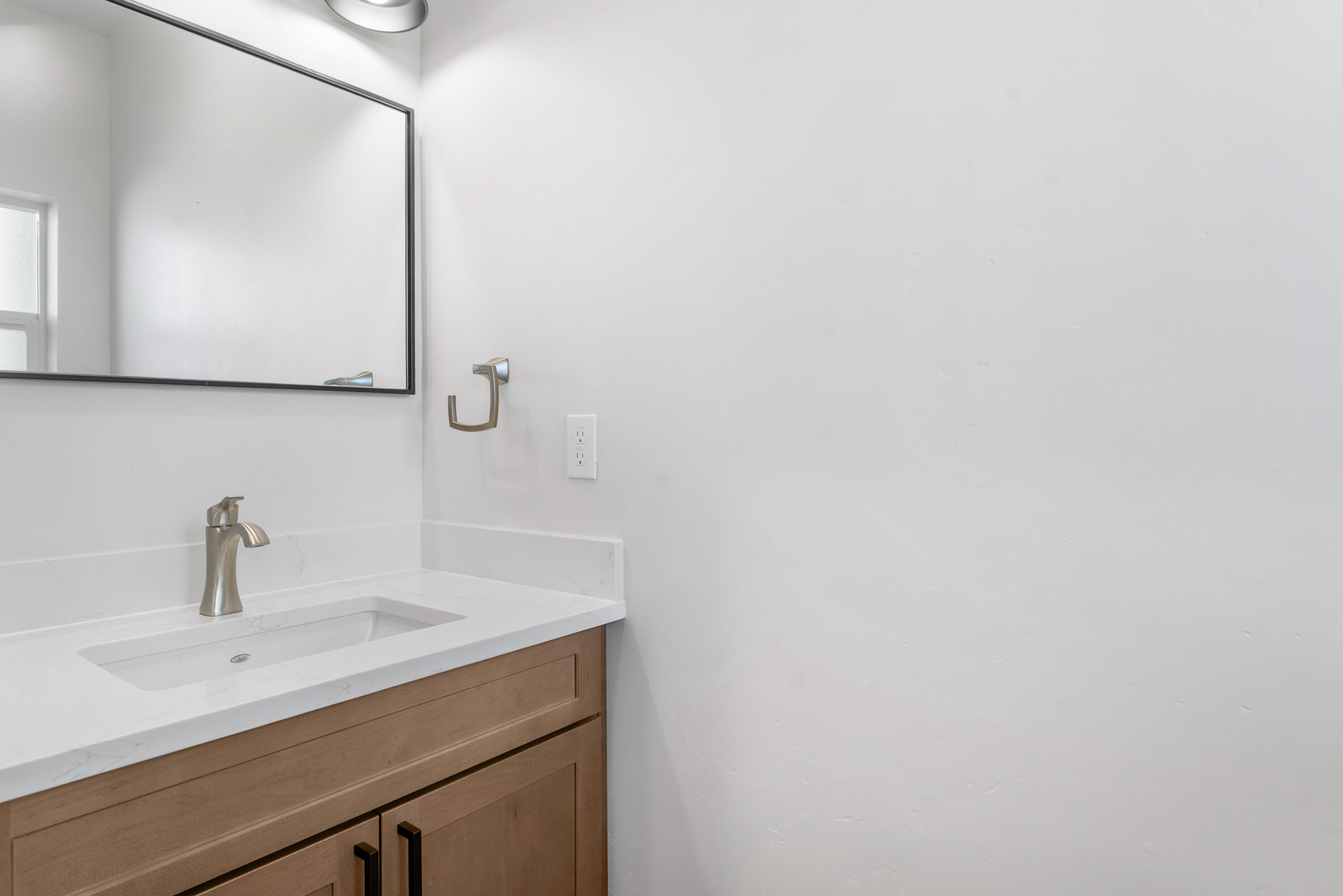 61379 Brosterhous Road Bend, OR 97702 - Photo 19 of 29 15-Bathroom