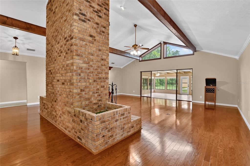 815 Lake Ned Road Winter Haven, FL 33884 - Photo 4 of 39