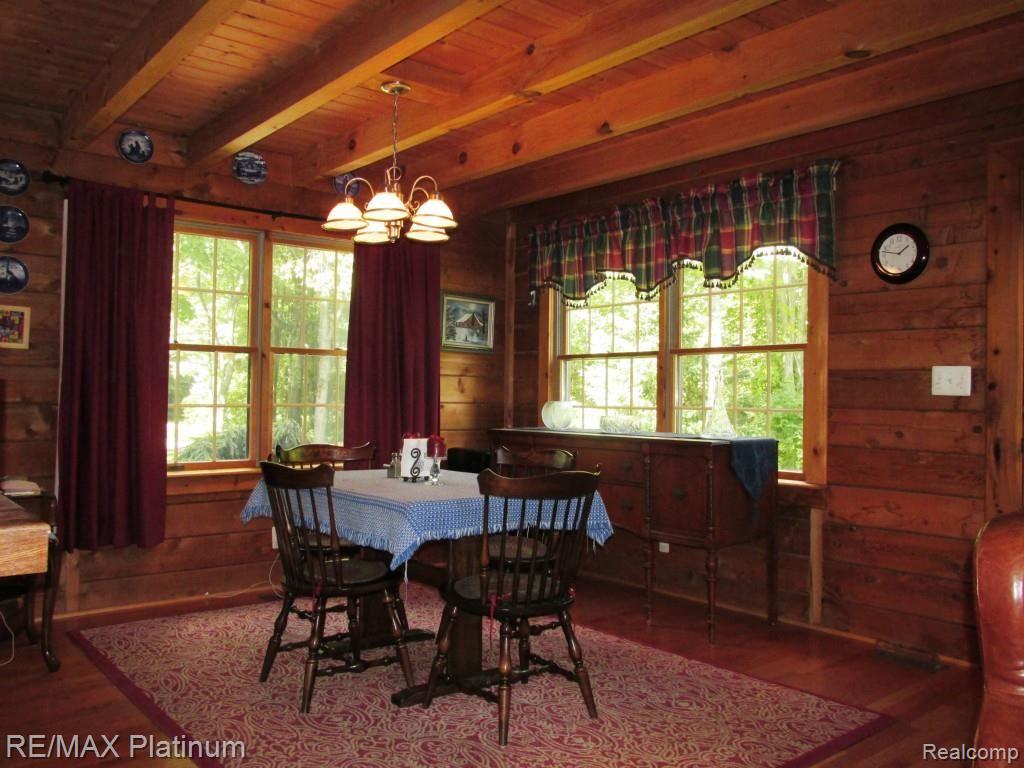 12296 Rohn Road Fenton, MI 48430 - Photo 17 of 38 DINING ROOM ALSO WITH BEAUTIFUL VIEWS