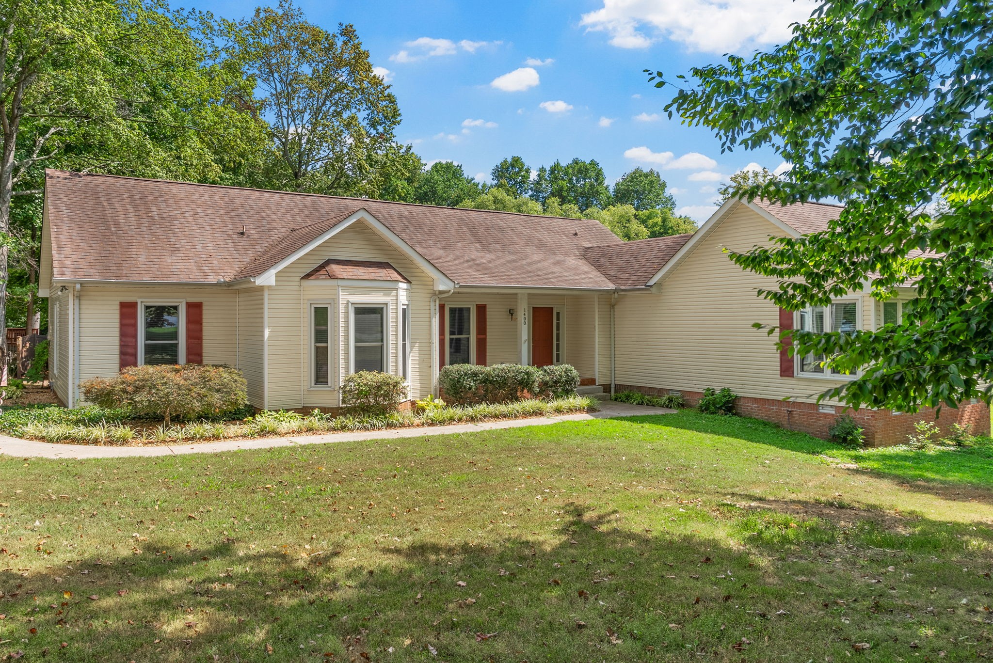 1400 Pitty Pat Road Clarksville, TN 37042 - Photo 3 of 31 Gallery Image 3