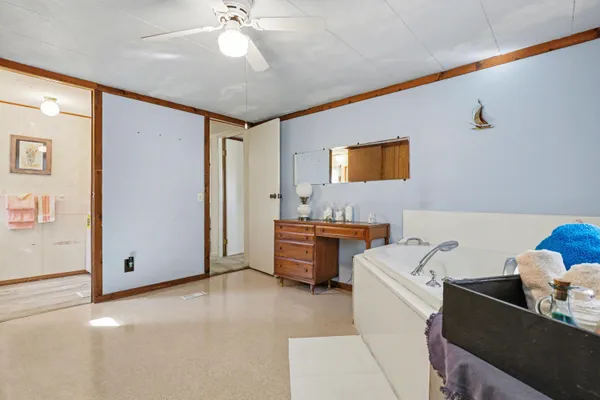 $189,900 | 14192 Pine Lake Avenue Northeast, Cedar Springs, MI 49319
