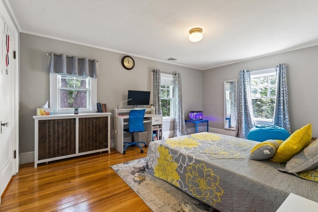 40 Locust Avenue Lexington, MA 02421 - Photo 23 of 42