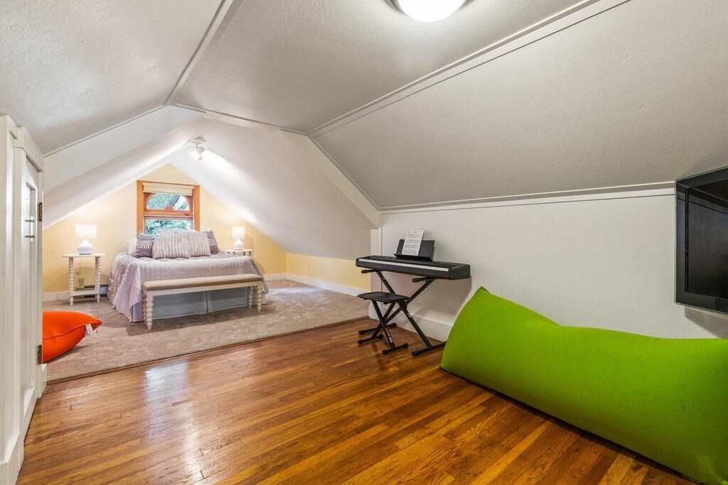 40 Locust Avenue Lexington, MA 02421 - Photo 25 of 42