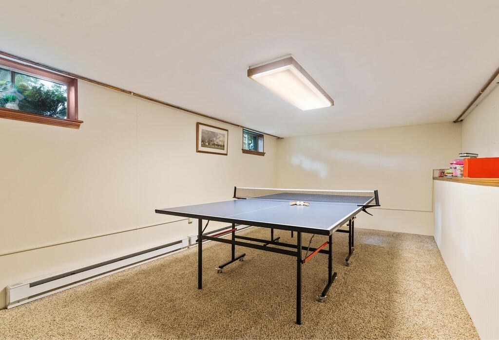40 Locust Avenue Lexington, MA 02421 - Photo 28 of 42